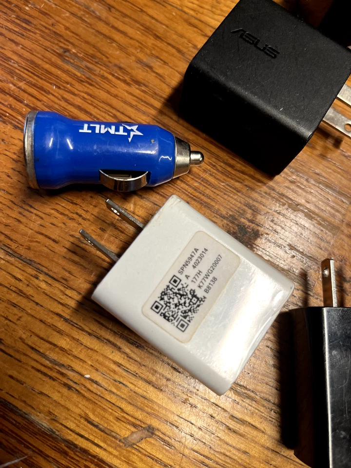 LOTE DE 7 adaptadores de alimentación cargador de teléfono USB Plantronics ROKU Asus varios Foto 4 de 4