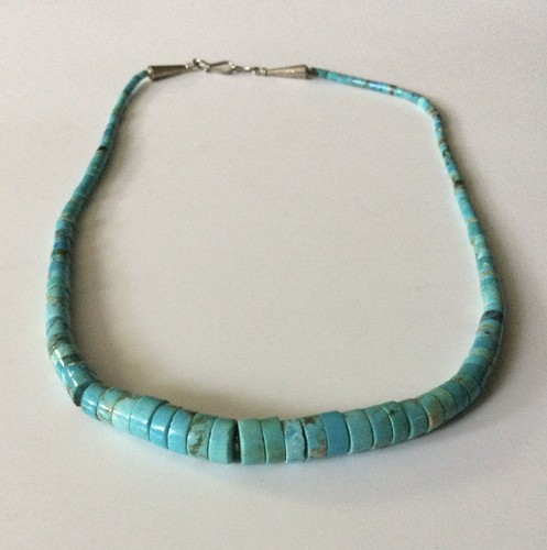 Vintage Graduated Turquoise Heishi Beads Necklace - Picture 8 of 21