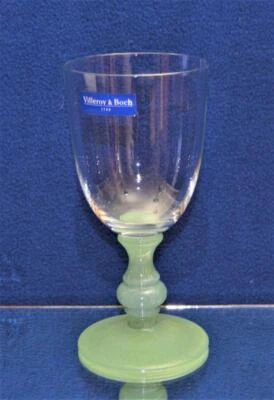 New Tag VILLEROY & BOCH Clear Bowl Dark Jade Steam ISABELLE GREEN 6 7/8"h Goblet - Image 1 of 2