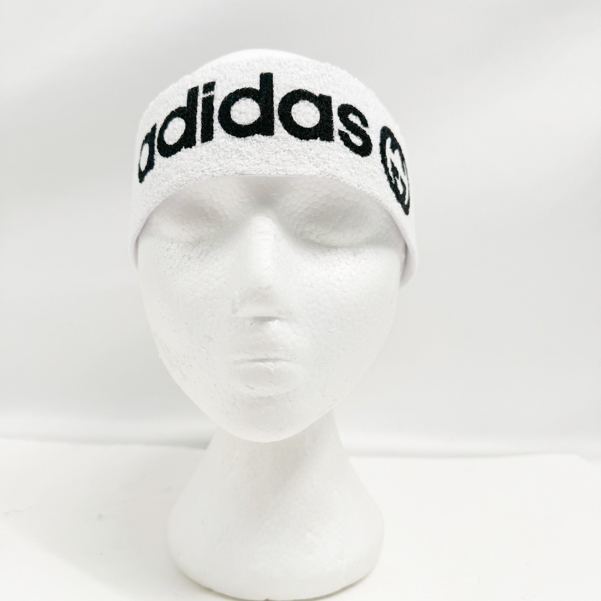 GUCCI X Adidas Sporty White / Black Printed Headband Size GUCCI X Adidas Sporty White / Black Printed Headband Size