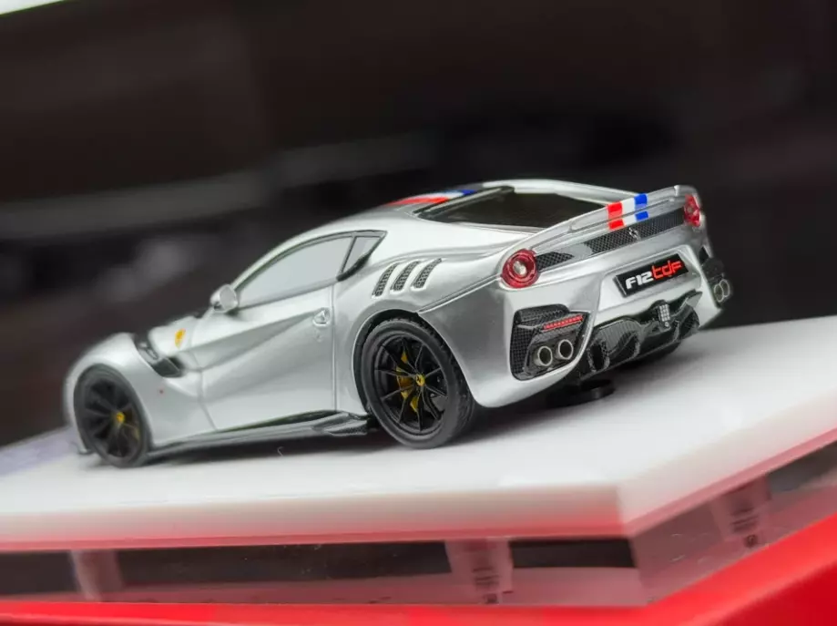 FuelMe X TOC 1:64 Limited Edition Resin Car Model Ferrari