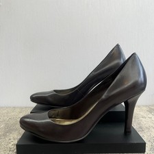 Nine West Peroo Almond Toe Black Leather Slip On Stiletto Pump Heels Womens 9.5M