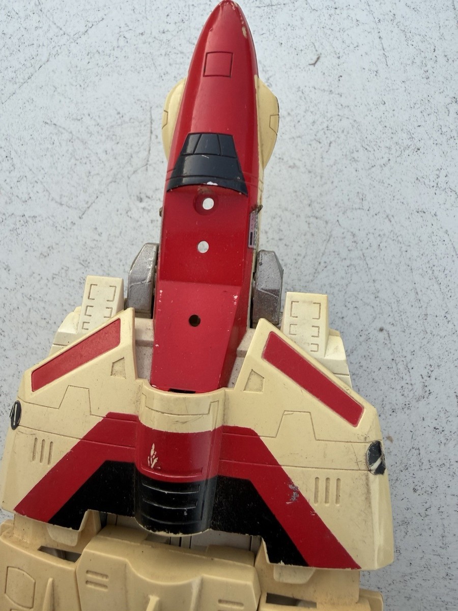 1984 Hasbro Bandai Transformers Autobot G1 Jetfire Vintage Japan
