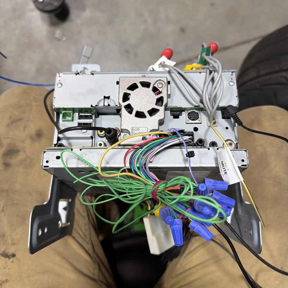 Pioneer AVIC-5200NEX 6.2" In-Dash Navigation AV Receiver - Black - Image 2 of 3