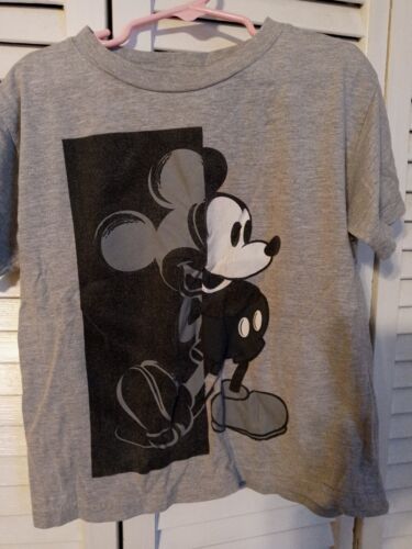 Disney Size Kids Size 5 Mickey Mouse Tshirt