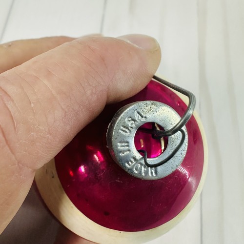 6 brillantes adornos navideños de vidrio Brite bolas de sangría a rayas rojas de 3" - Imagen 8 de 24