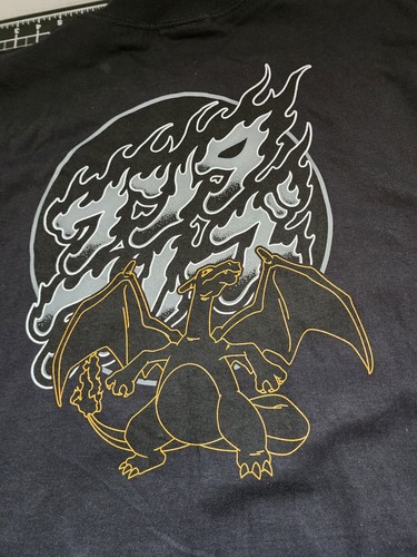 Santa Cruz Pokémon Shirt Feuer Typ 3 Charizard Herren Größe Large schwarz brandneu! - Bild 8 von 8