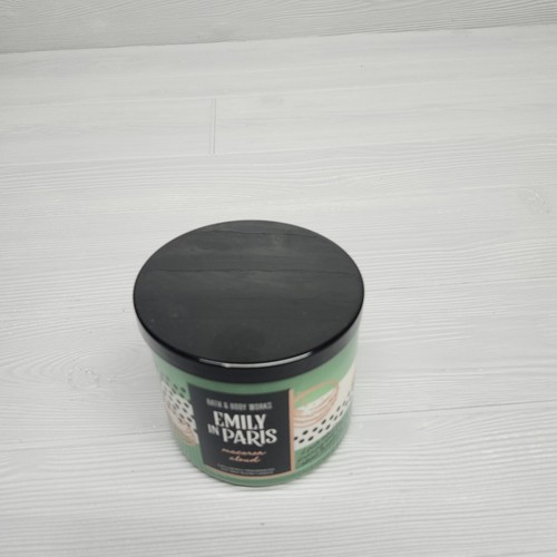 Bath & Body Works Emily In Paris Macaron Cloud 3 Wick Candle 14.5 oz New - Picture 2 of 4