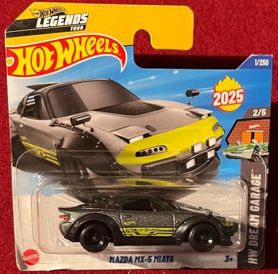 VHTF HOT WHEELS DREAM GARAGE MAZDA MX-5 MIATA SILVER 1/250. SEE COMBINED OFFERS!