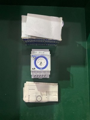THEBEN SUL 181 D ANALOGUE TIME SWITCH 1810011