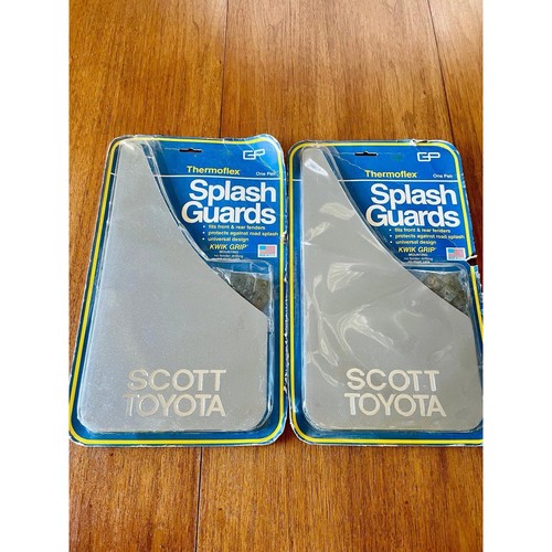 VIntage NOS Set (4) Scott Toyota Thermoflex Splash Guards Silver Mudflaps - Picture 3 of 4
