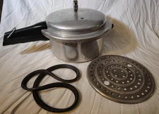 Vintage Mirro Matic 6 qt Pressure Cooker M-0436 Aluminum Pan Pot USA 