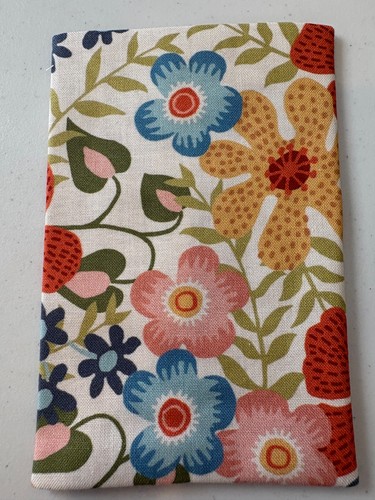 Floral Pocket tissue holder for purse or travel bag or school desk handmade - Picture 5 of 5