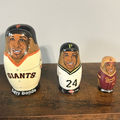 Barry Bonds Baseball-Themed Russian Nesting Dolls Set, Giants #25 Pirates #24