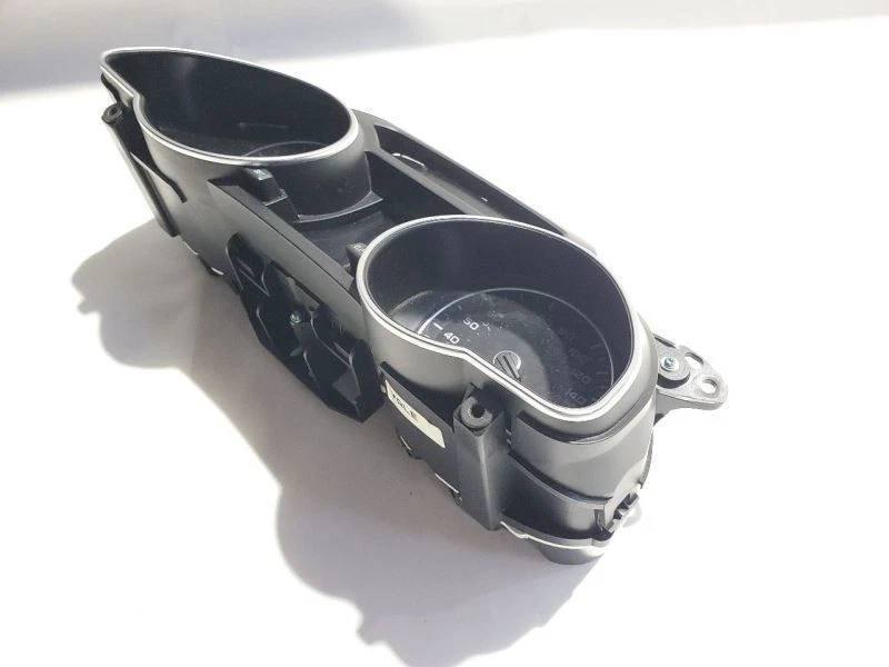 Audi A5 2013 racimo velocímetro fabricante de equipos originales 8T0920983L Foto 2 de 4