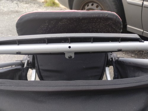 Evenflo.Reversi Stroller Replacement Part. Front Foot Rest - Picture 6 of 8