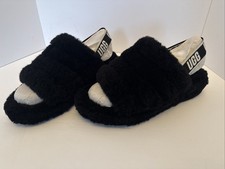 UGG Fluff Yeah Slides Women s Size 8 Black Cozy Plush Sheepskin Slip ins