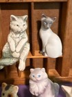 Vintage Cat figurines mix ceramic and porcelain 1 broken leg see pics 1 Avon — photo 3