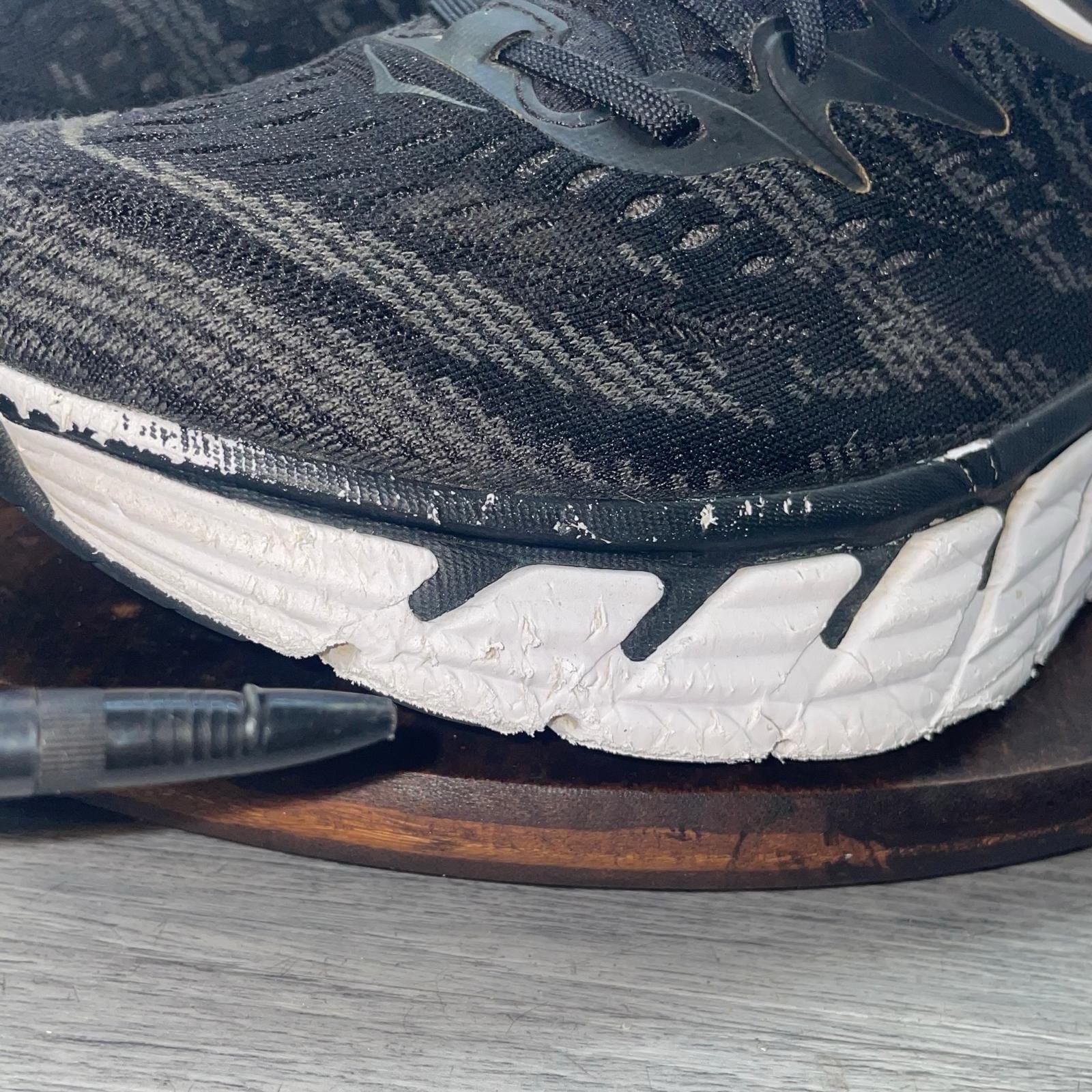 Hoka One One Gaviota 4 1123198-BWHT Sneakers Men’s 9.5 D Black Running Shoes thumbnail 10