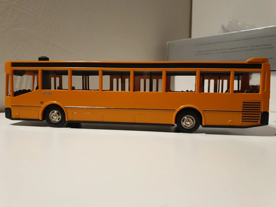 Modellino Autobus Iveco Turbo City Old Cars 1:43 - Immagine 2 di 4