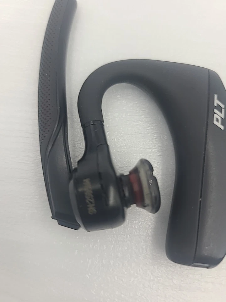 Auriculares Bluetooth Plantronics Voyager 5200 UC de una sola oreja con cancelación de ruido Foto 3 de 4