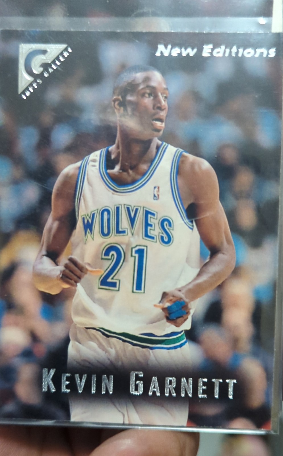 1995-96 Topps Gallery - New Editions Kevin Garnett #41 (RC)