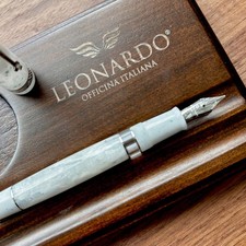 [Worldwide limited edition of 82 pieces] Leonardo fountain pen Moment Magico