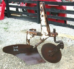 IH Model 310 Collector Plow for Tractors FREE 1000 MILE DELIVERY FROM KY