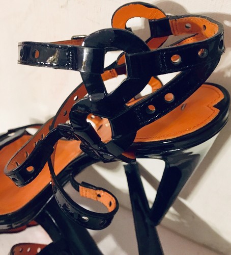 Via Spiga Pacifica Black Patent Leather Cut Out Straps High Heel Sandals 7M/38 - Picture 8 of 11