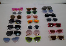 WOMEN'S FASHION SUNGLASSES NEW LOT OF 21 NEW