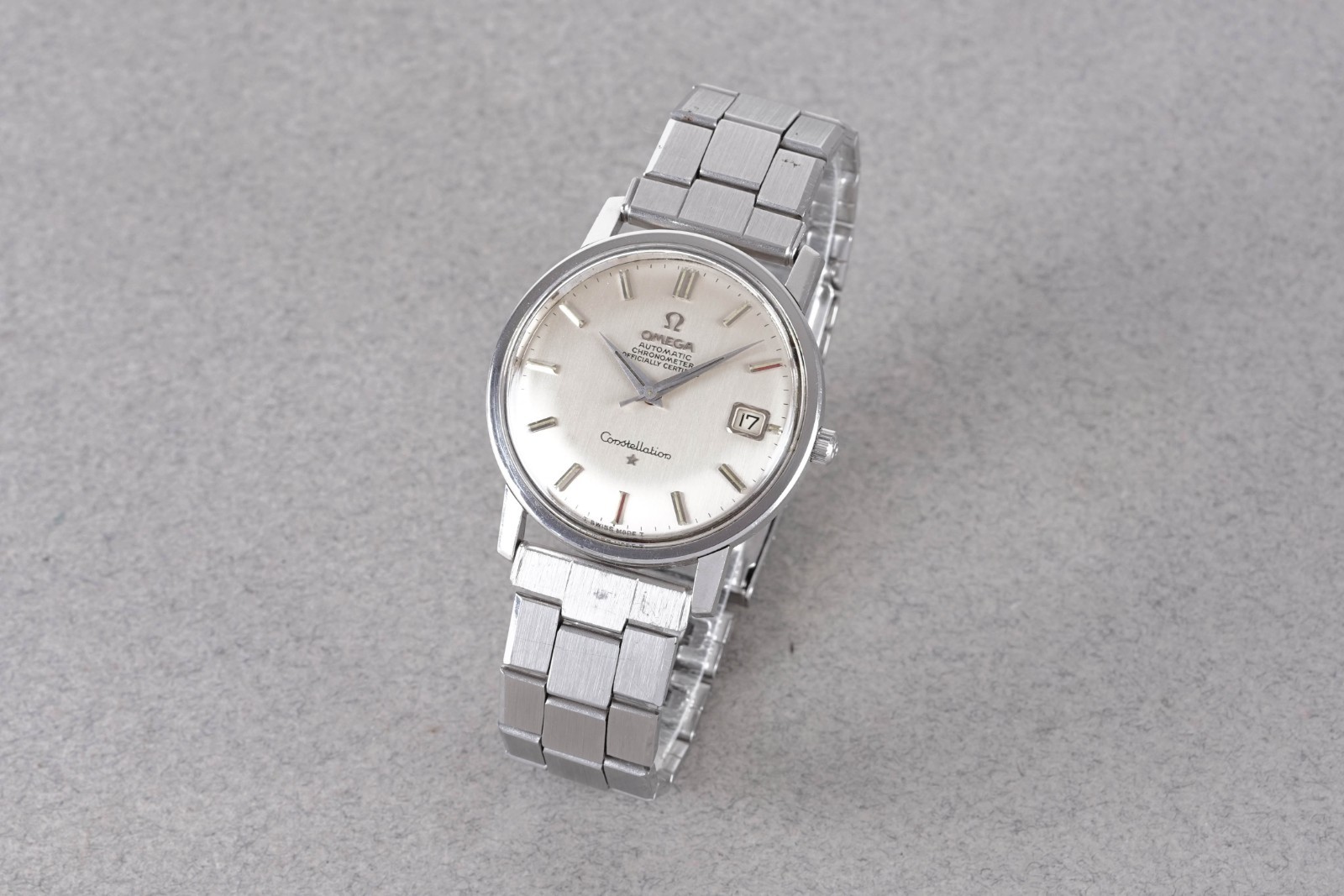 OMEGA CONSTELLATION AUTOMATIC CHRONOMETER DATE VI… - image 1