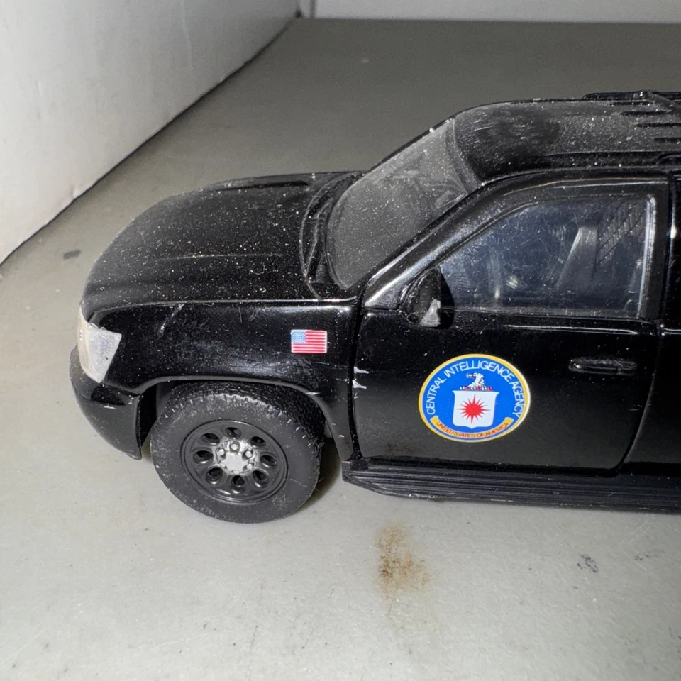 JADA Central Intelligence Agency 2010 Chevy Tahoe Diecast 1:32 2013 Hero Patrol - Image 2 of 4