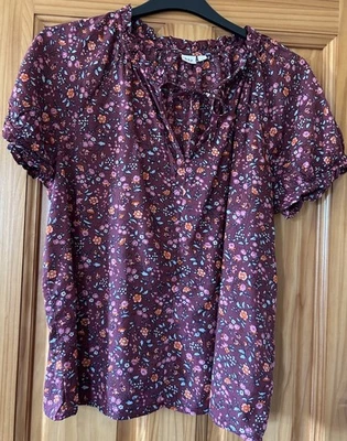 GAP Women Sz L 16 18 Maroon Burgundy Floral Ditsy Short Sleeve Peasant Blouse - Image 1 of 4