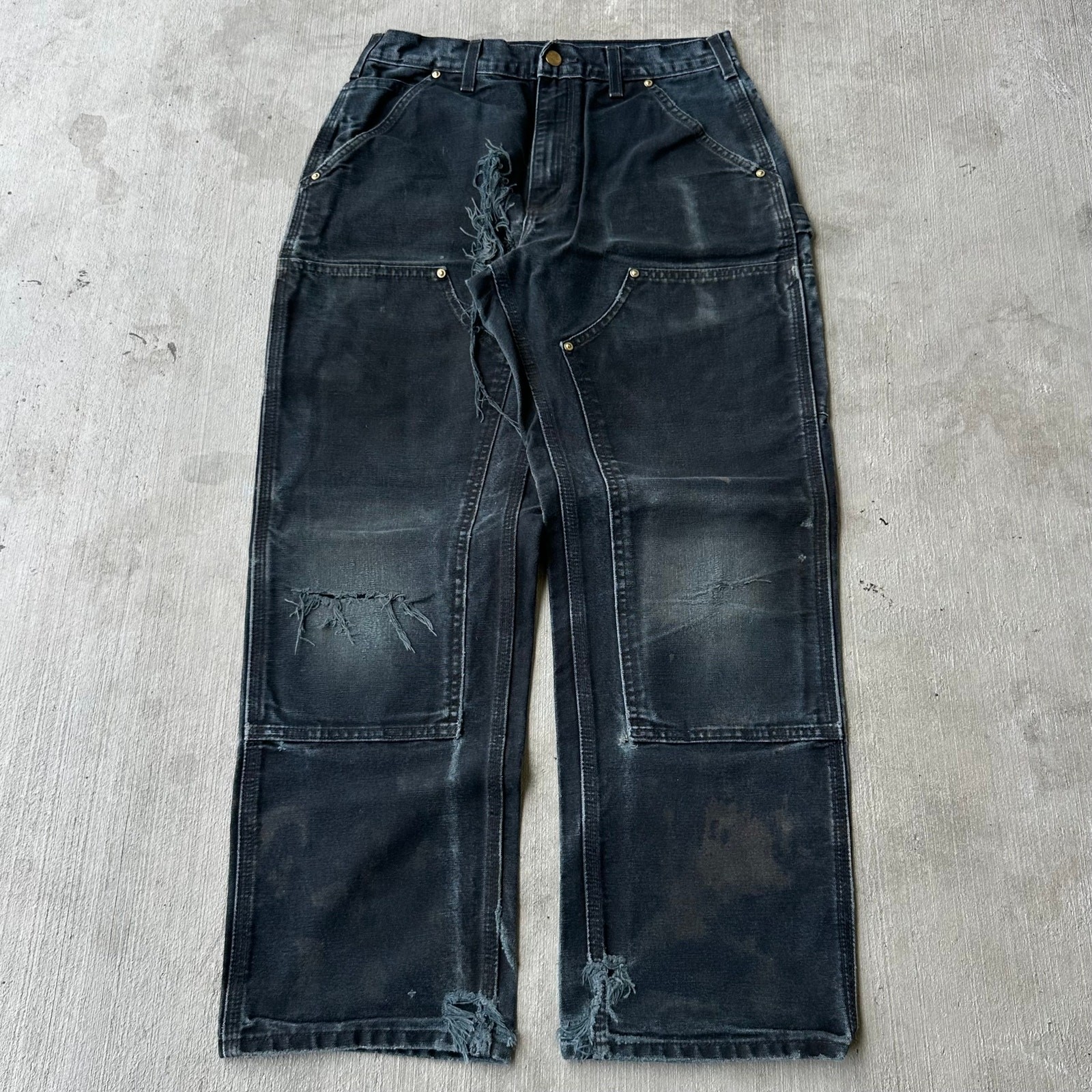 Vintage Y2K Carhartt thrashed black double knee work wear carpenter pants