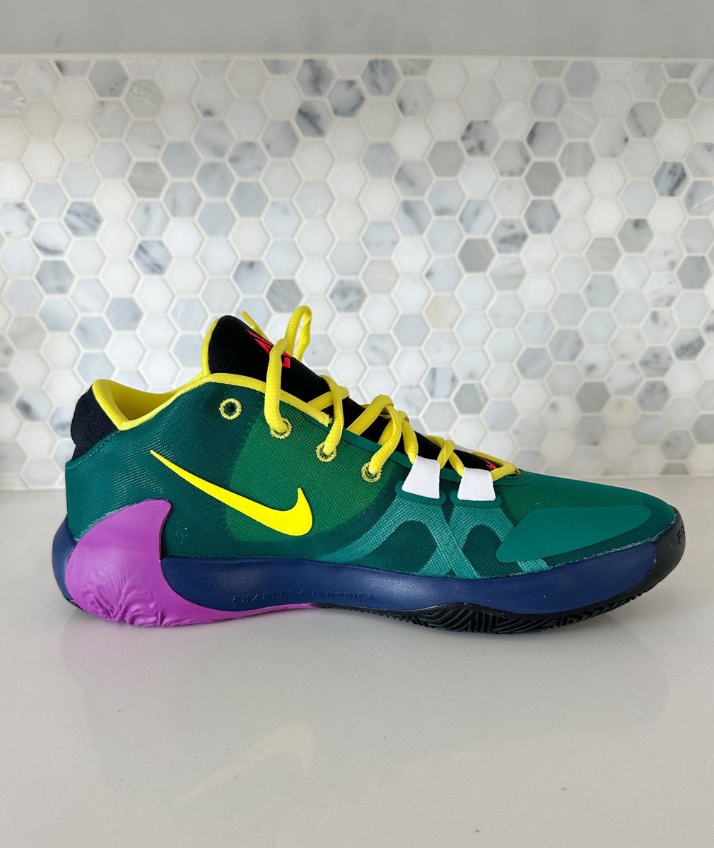 NIKE ズームフリーク1 ZOOM FREAK 1 WHAT THE 24cm Zoom Freak 1. Nike.com