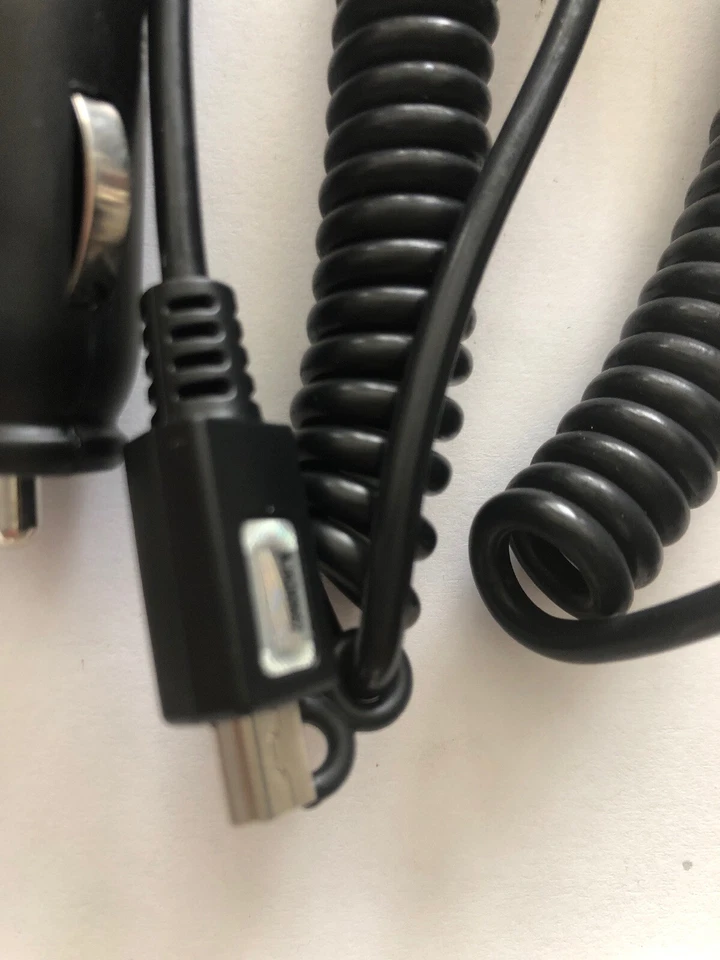 MOTOROLA OEM V3 MINI USB CARGADOR DE COCHE ENCENDEDOR ENCHUFE Envío Rápido Foto 2 de 4