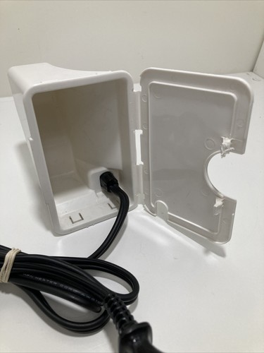 Panasonic ~ Bread Maker Machine ~ Model No. SD-BT55P ~ Power Cord & Housing - Picture 2 of 6
