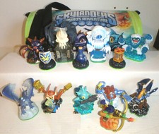 Skylanders SPYRO's ADVENTURE Lot of 8 Figures, 5 Magic Carry Case / LN