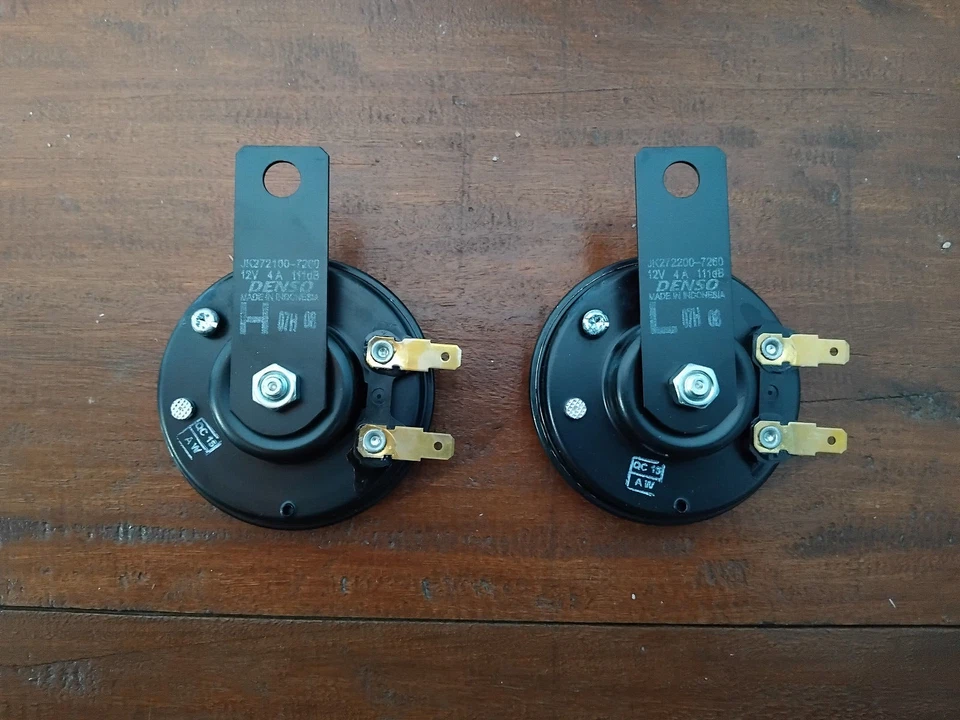 HORN DENSO TOYOTA LAND CRUISER FJ40 FJ45 FJ50 FJ55 Foto 4 de 4