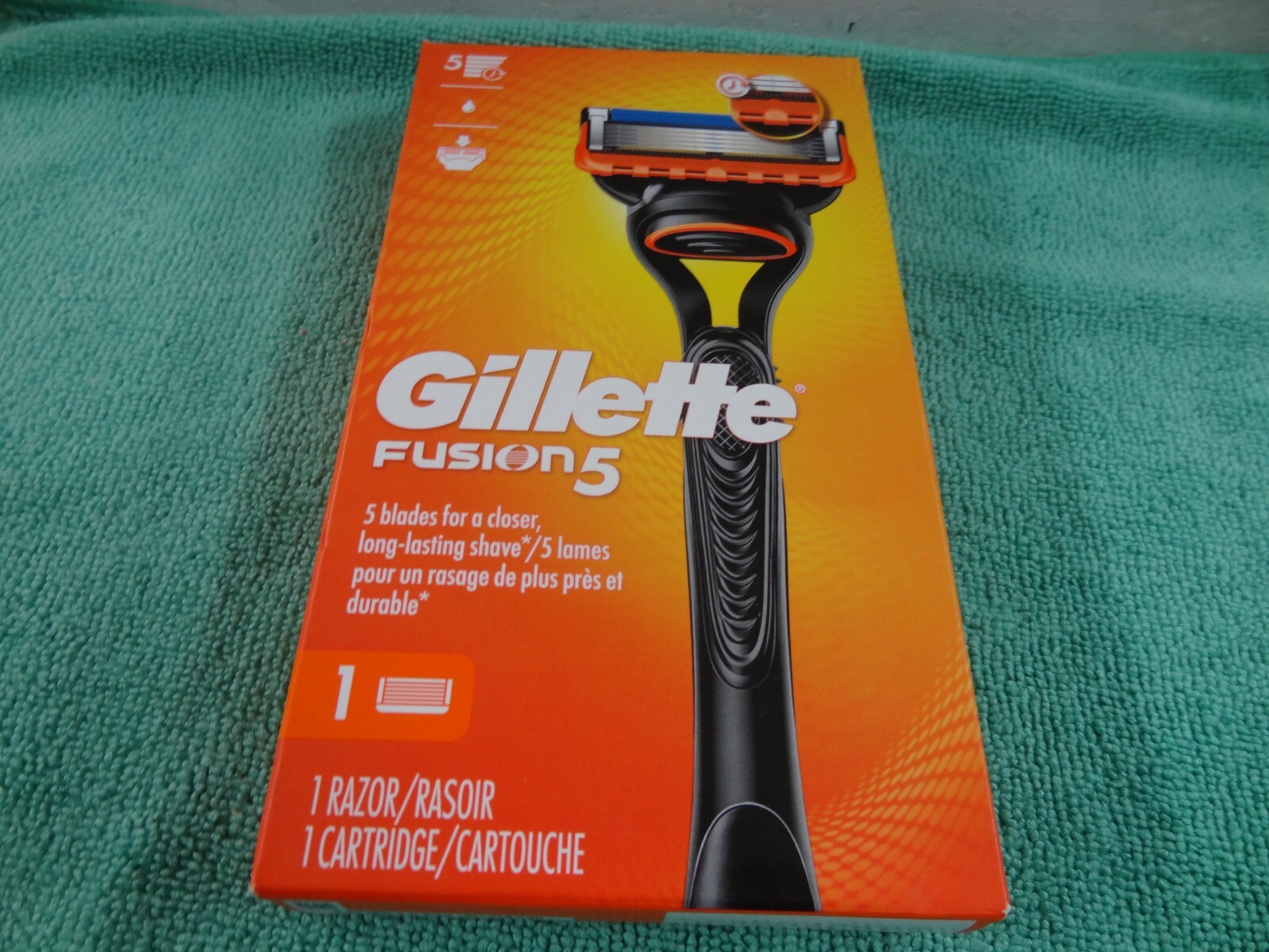 NEW Gillette Fusion 5 Men's Razor 1 Handle + 1 Blade Refills