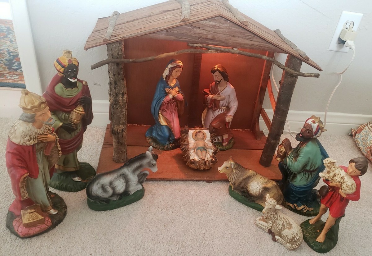 Repairing a 60-year-old paper mache nativity set