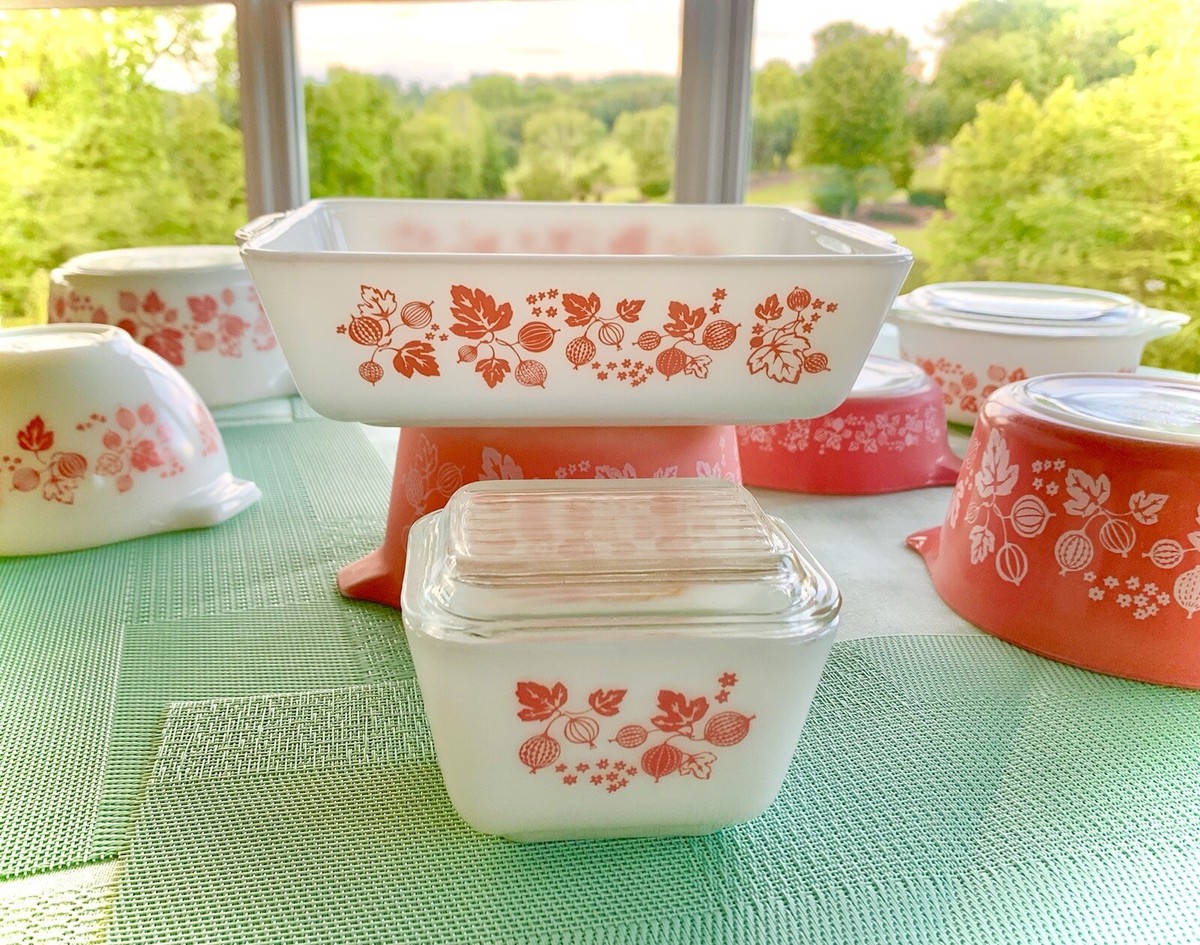 VNTG 1950s PYREX PINK GOOSEBERRY REFRIGERATOR DISH SET Of PC