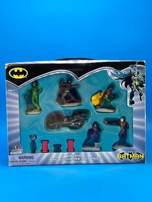 Batman PVC Figurine Playset  - Fold Down Playmat Monogram INC. 43223
