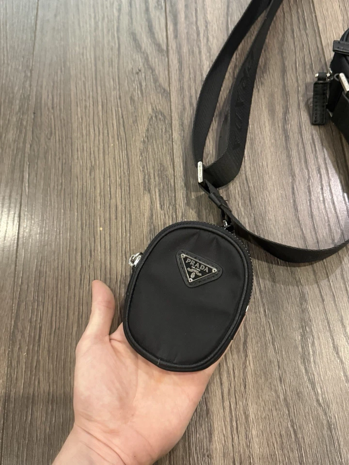 !OFFERS! Mens Prada Nylon Man-bag Black. Excellent Condition. Rare Item! - Image 3 of 4