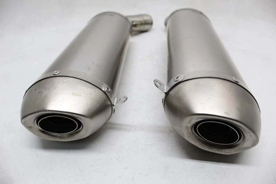 Ducati 1098 1098R 1198 848 EXHAUST PIPE MUFFLER Akrapovic Titanium Twin Silencer - Image 2 of 4