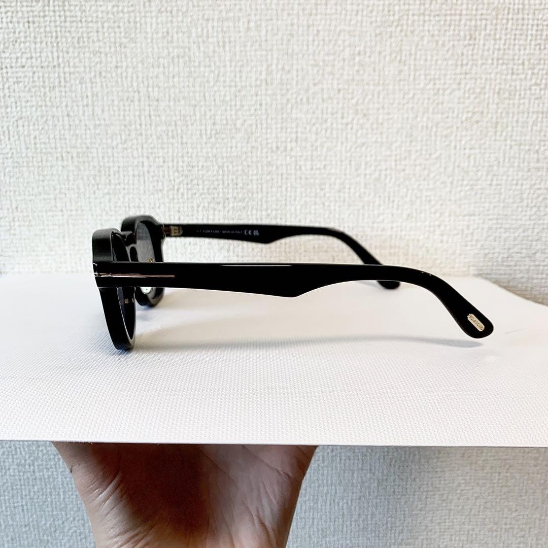 美品✨2025年新作 TOM FORD サングラス TF1230-D 日本限定 美品✨2025年新作 TOM FORD サングラス TF1230-D 日本限定
