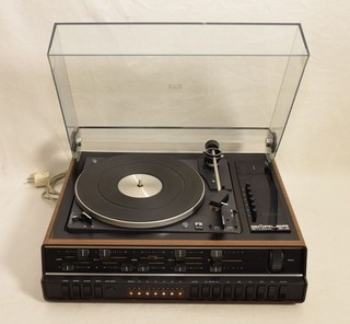 Görler Studio 612 HiFi Stereo Kompaktanlage mit Plattenspieler PE 3044 – 70s