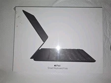 Apple Smart Keyboard Folio for Apple 11" iPad Pro 2nd Gen/iPad Air 4 MXNK2LL/A