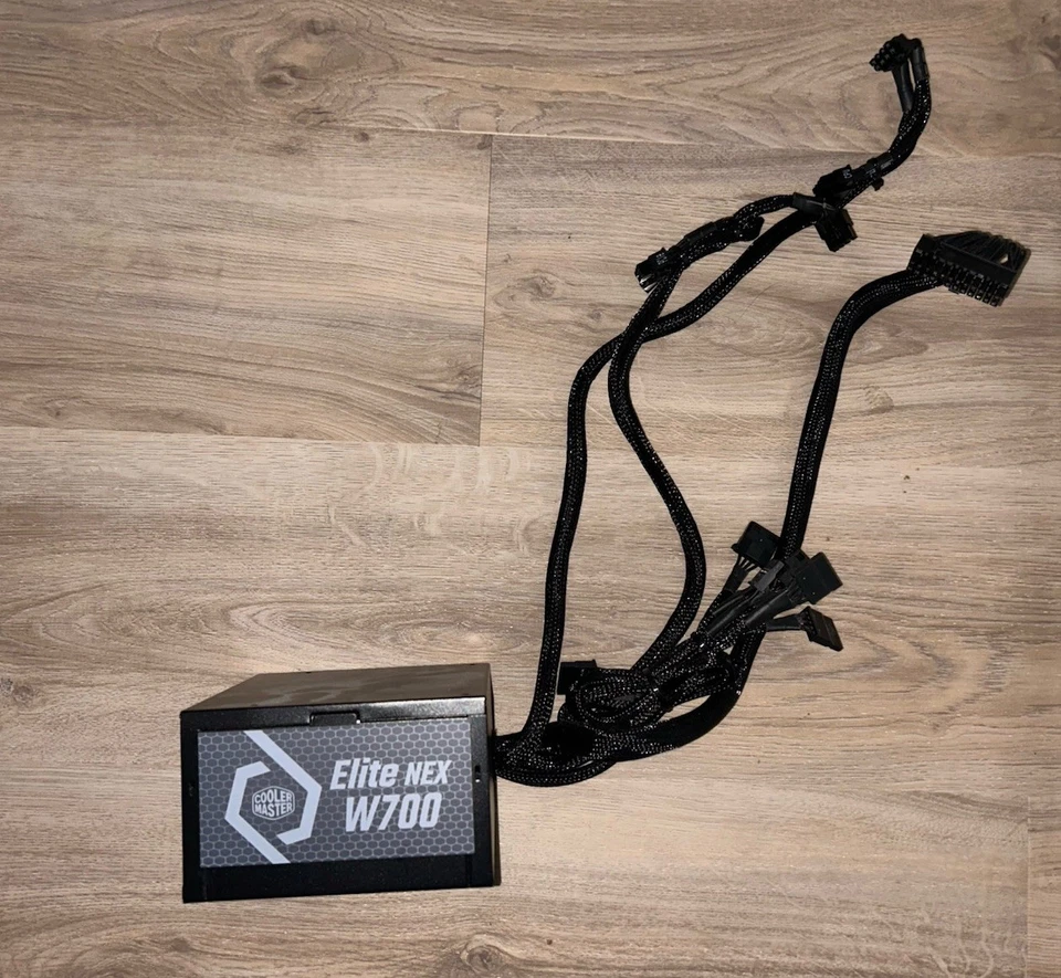 Cooler Master Elite NEX MPW-7001-ACBW 230V 80 Plus Netzteil 700 W - Bild 3 von 4