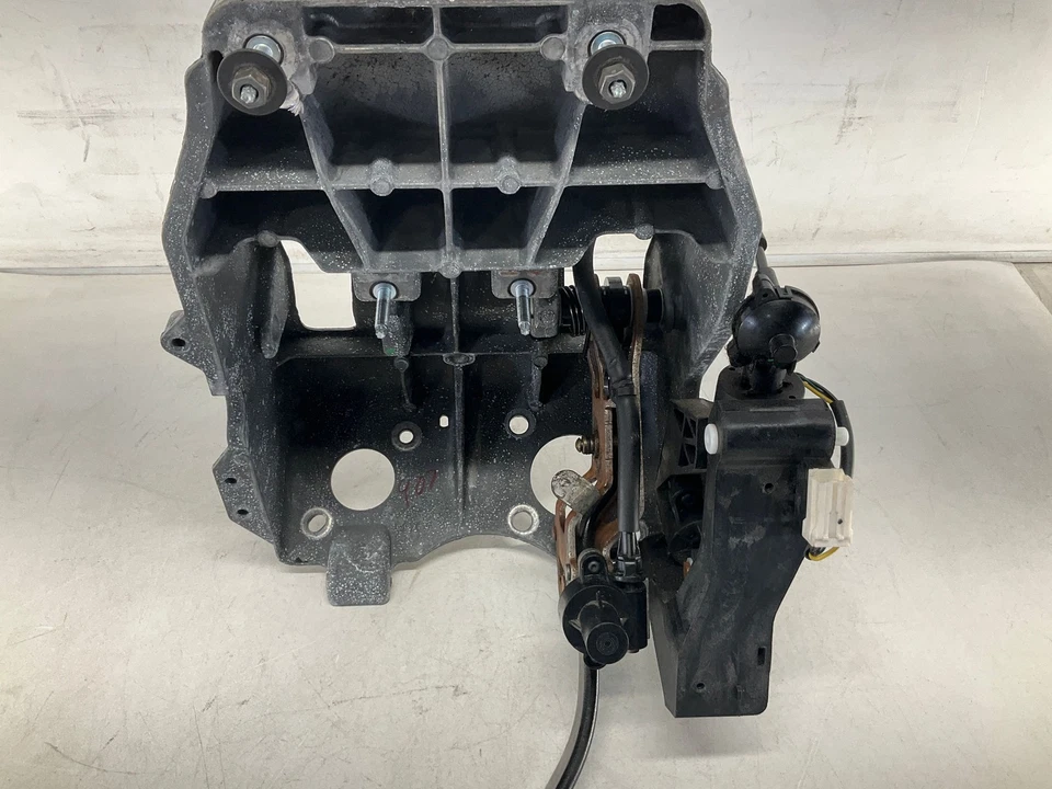 13-17 Ram 1500 Pedal de parada de freno de estacionamiento eléctrico ajustable con soporte Foto 3 de 4